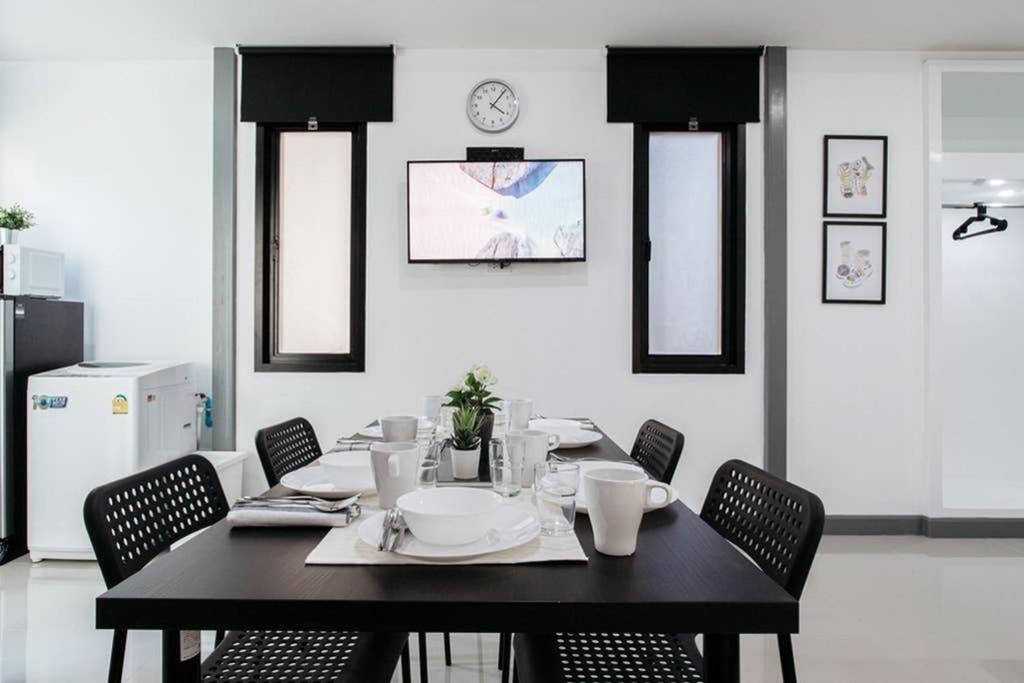 Apartmán P4 Silom Large 2Beds Full Kitchen Wifi 4-6Pax Bangkok Exteriér fotografie